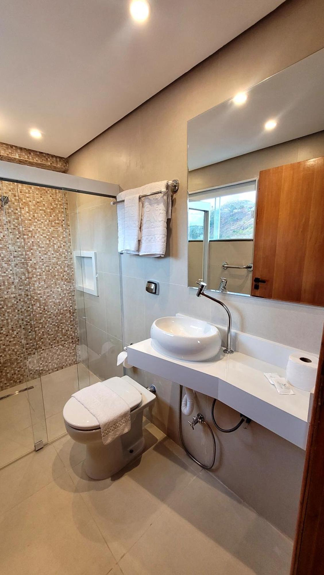 - Ofertas Especiais - Estacionamento Gratuito Rotativo!!! Vagas Limitadas Hotel